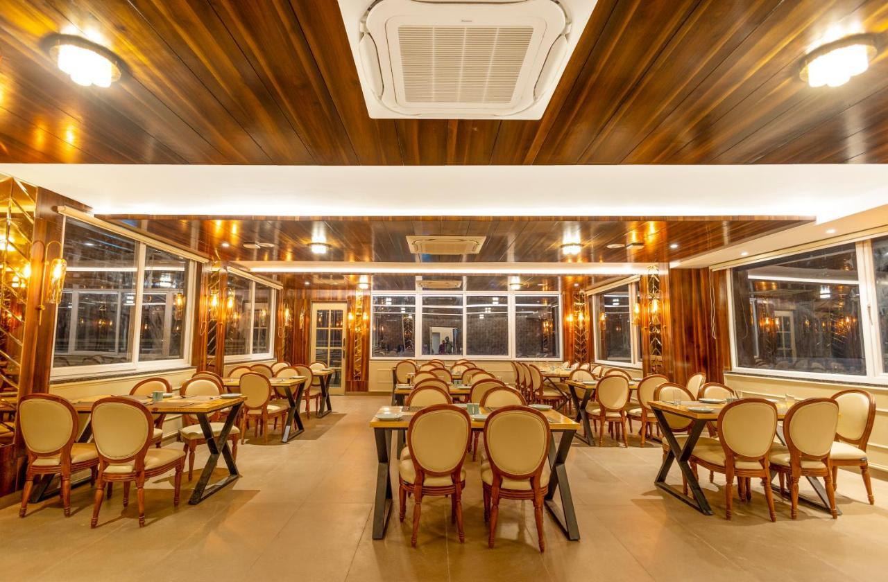 Pride Hotel And Resort Rishīkesh Zewnętrze zdjęcie