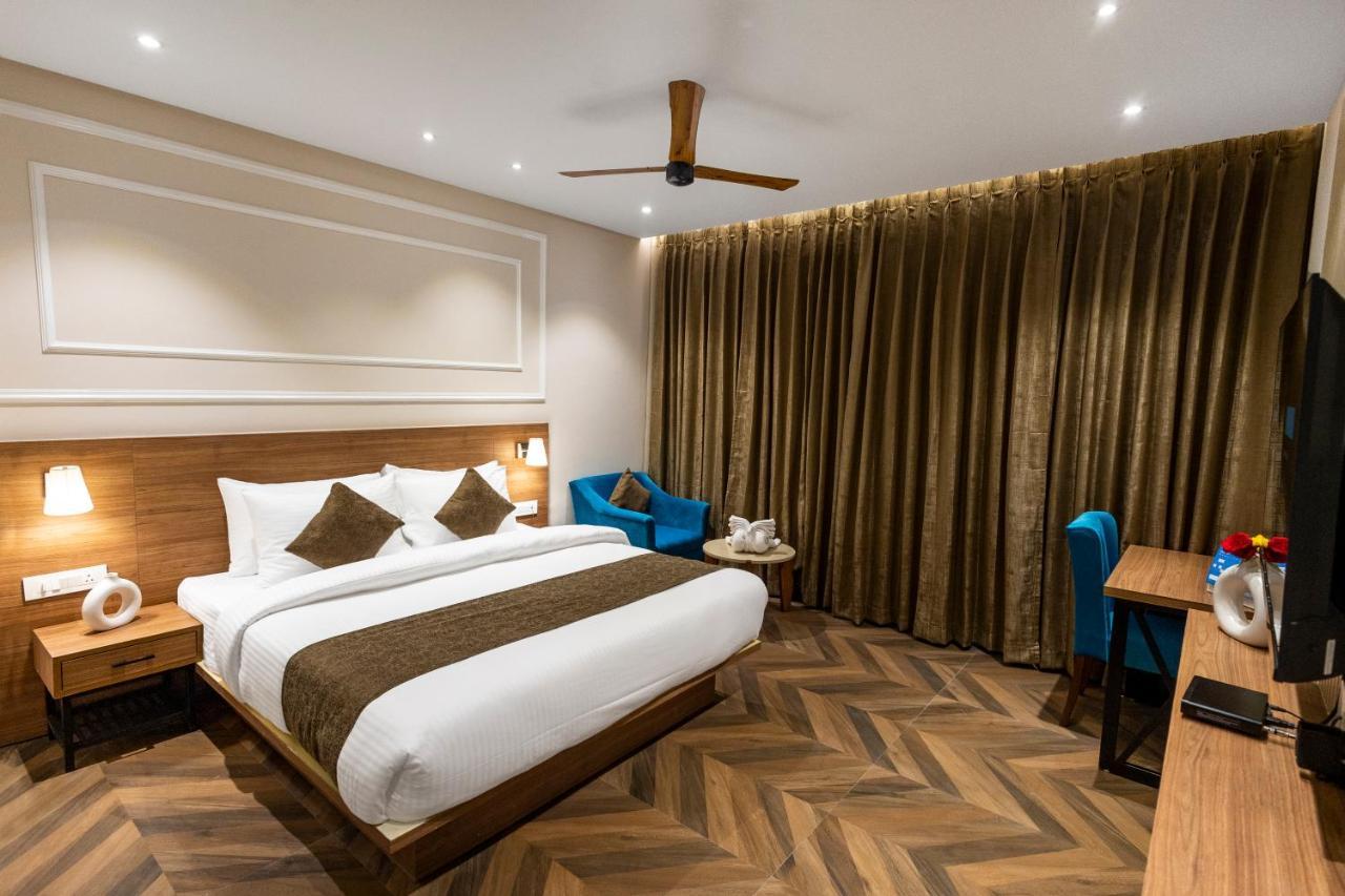 Pride Hotel And Resort Rishīkesh Zewnętrze zdjęcie