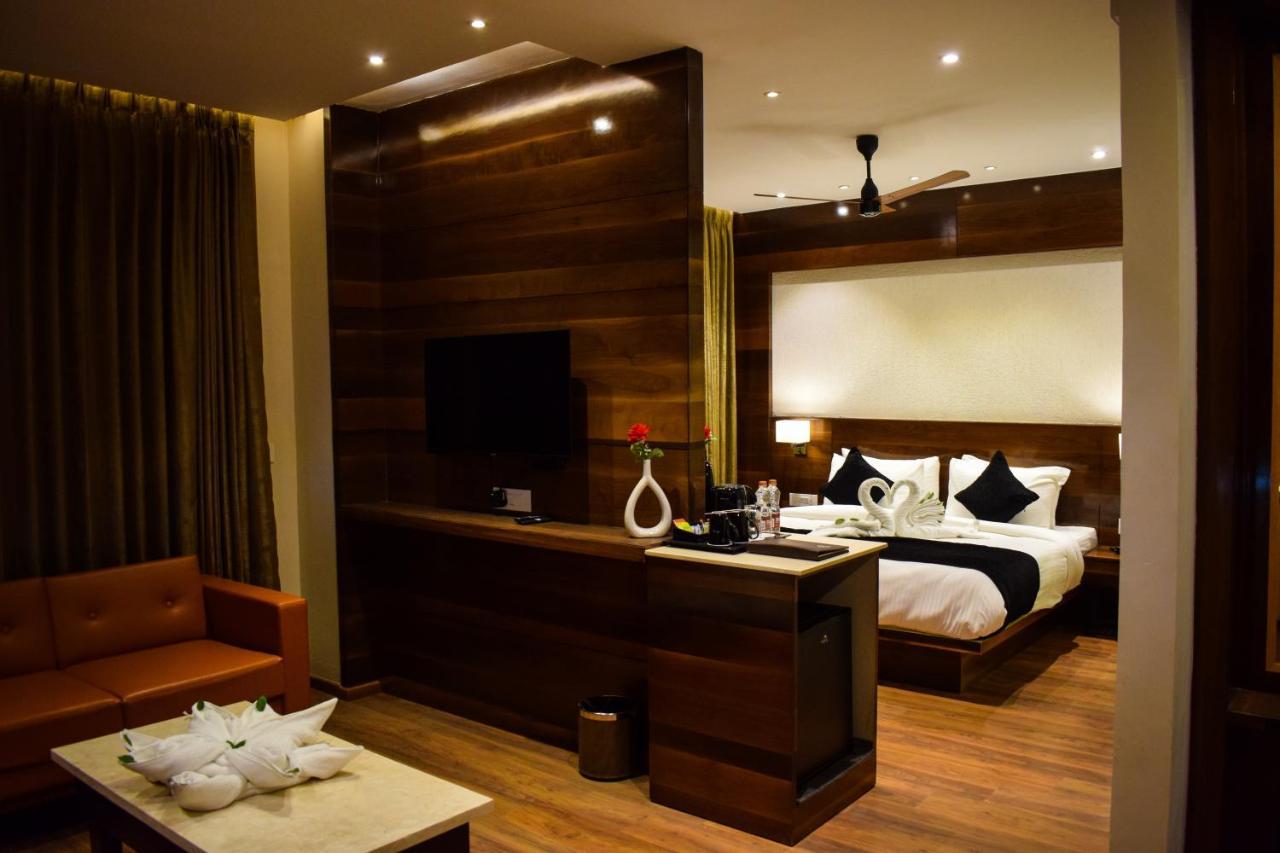 Pride Hotel And Resort Rishīkesh Zewnętrze zdjęcie
