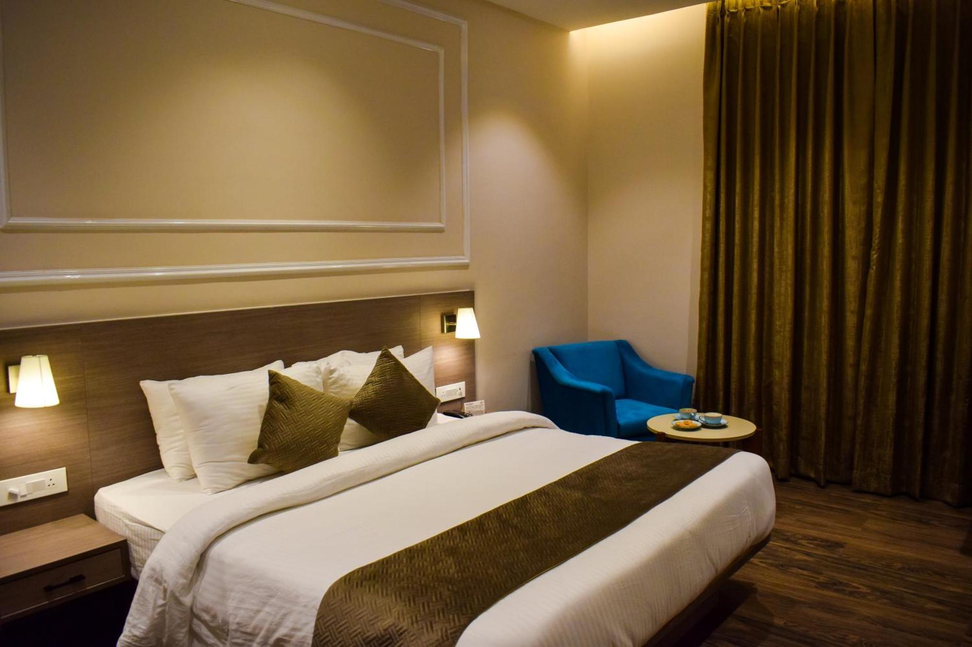 Pride Hotel And Resort Rishīkesh Zewnętrze zdjęcie
