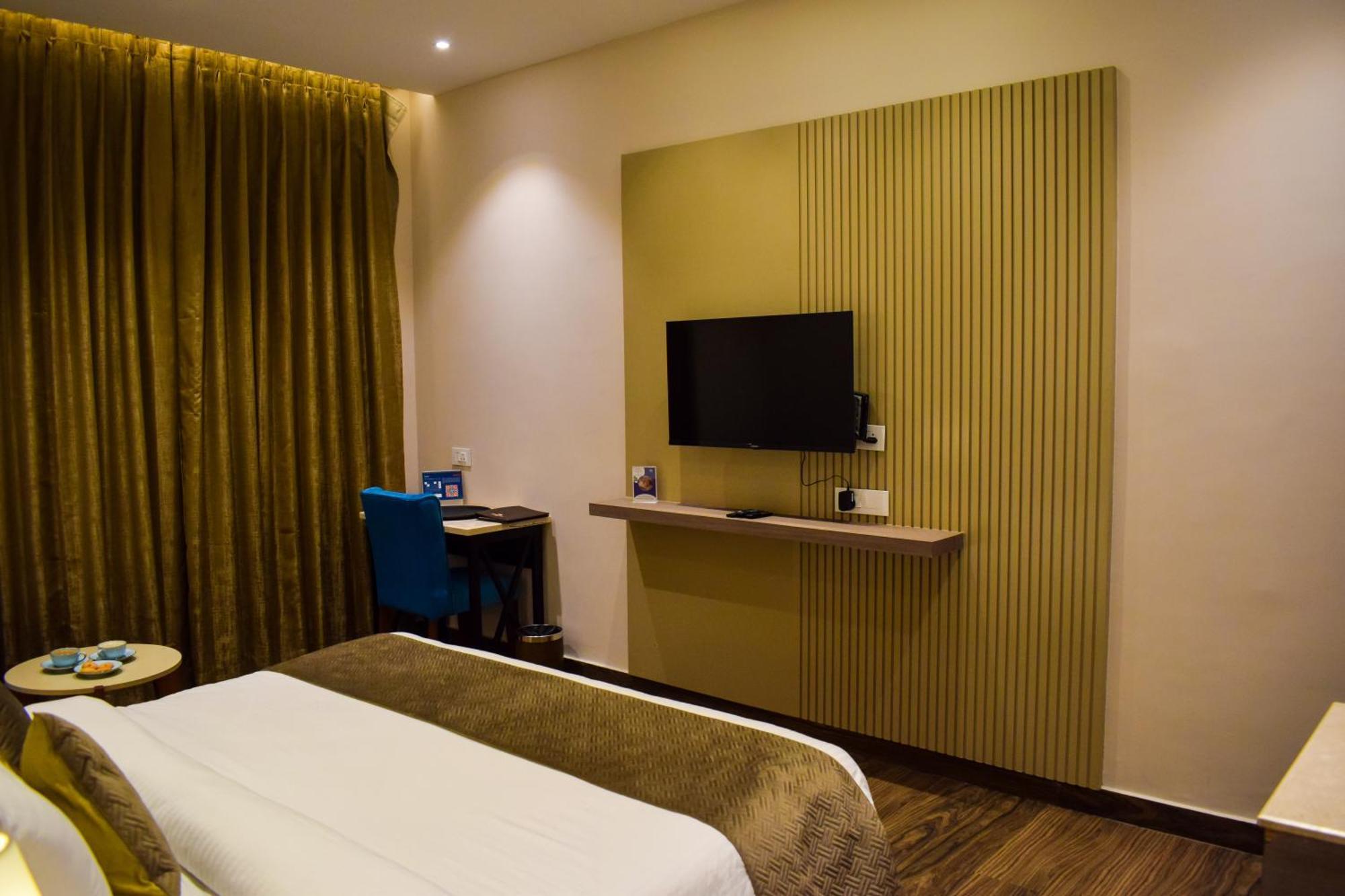 Pride Hotel And Resort Rishīkesh Zewnętrze zdjęcie